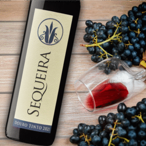 quinta-da-sequeira-vino-tinto-douro-ambientada